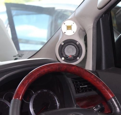 GEBRAKAN DARI TERATAI KENDARI